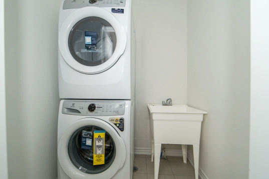 img024.jpg